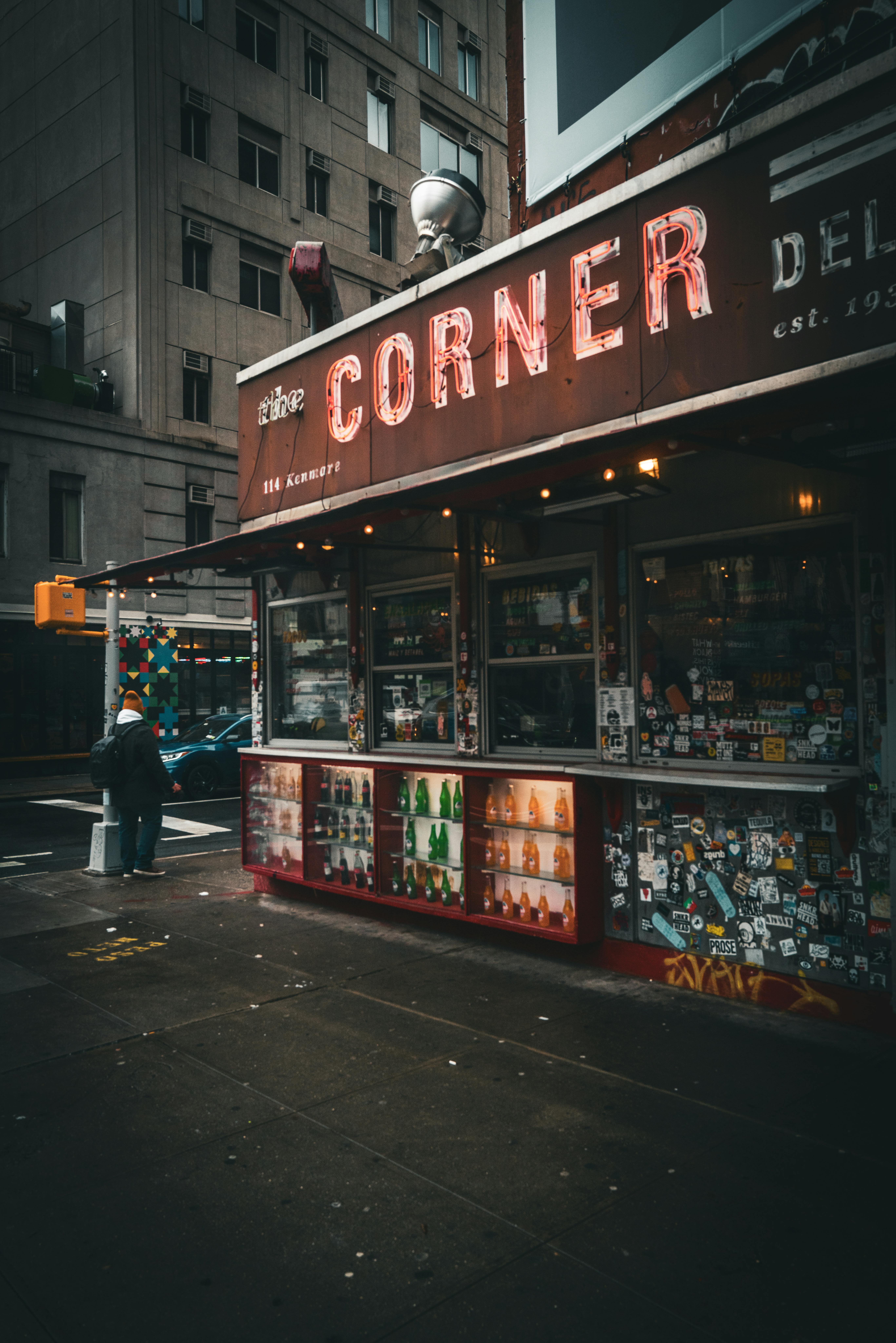 Small NYC vendor storefront